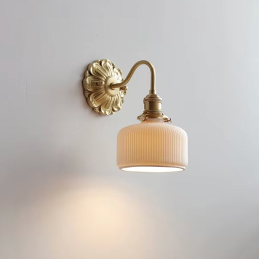 Montgomery Sconce